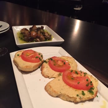 Amuse Wine Bar - Wine Bars Near Me - Honolulu, Hawaii Amuse Wine Bar - Wine Bars Near Me - Honolulu, Hawaii
