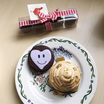 Ellie's - Valentine's Day specials. Honey meringue with gold flakes filled with dark chocolate mousse atop a flourless chocolate torte. - Breakfast & Brunch Near Me - Providence, Rhode Island Ellie's - Valentine's Day specials. Honey meringue with gold flakes filled with dark chocolate mousse atop a flourless chocolate torte. - Breakfast & Brunch Near Me - Providence, Rhode Island