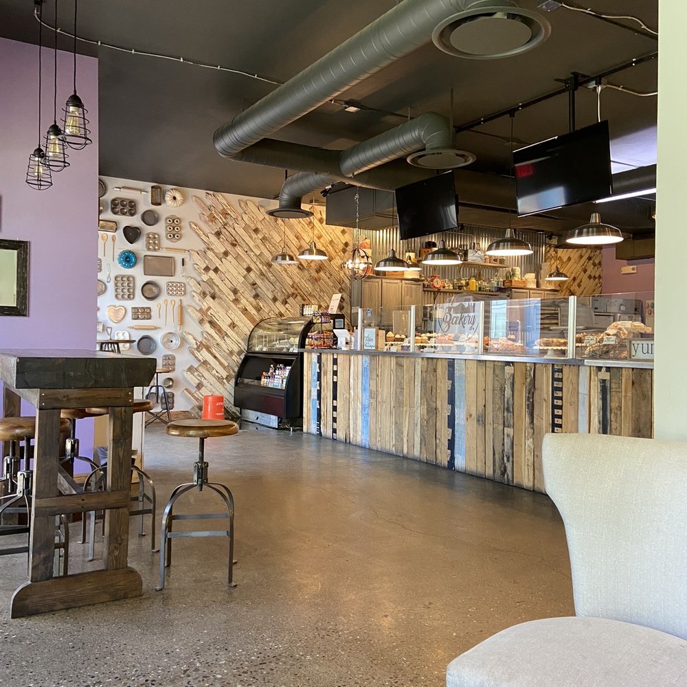 Lilac City Bakery - Lovely interior - Bakeries Near Me - Spokane, Washington