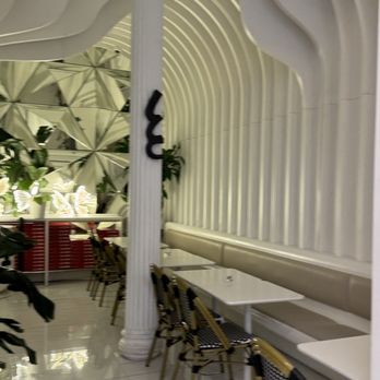 Lucky Lucky Cafe - interior - Cafes Near Me - New York, New York Lucky Lucky Cafe - interior - Cafes Near Me - New York, New York