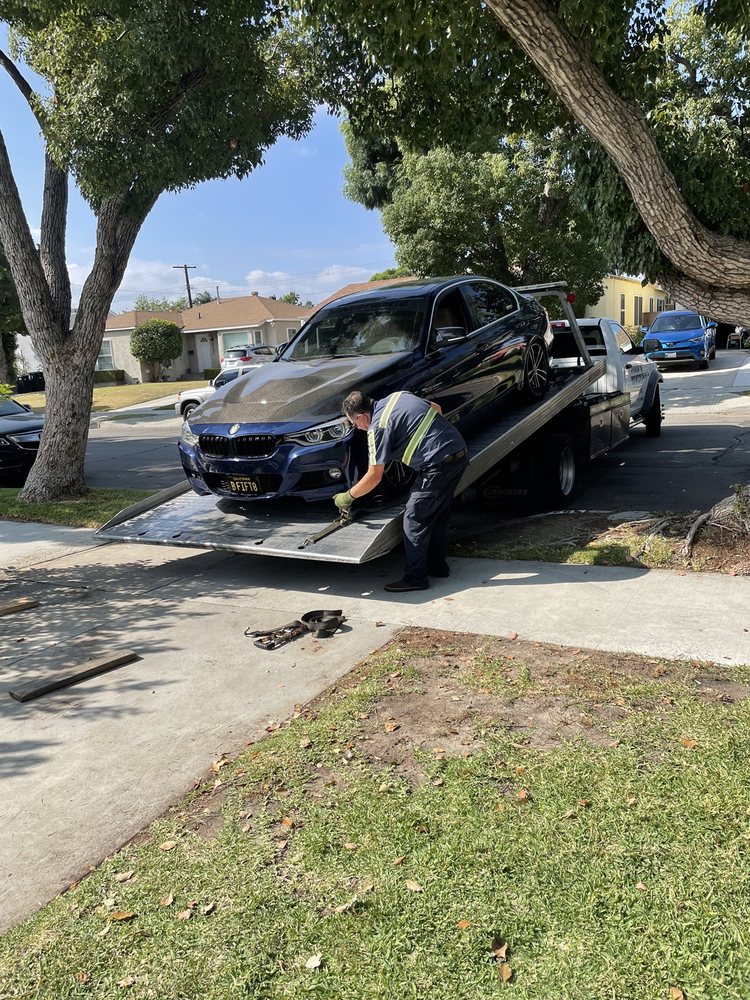 JOHN’S TOWING SERVICES Updated August 2024 11 Reviews 109 S