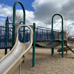 Ernie Smith Community Park - Slide side of play structure