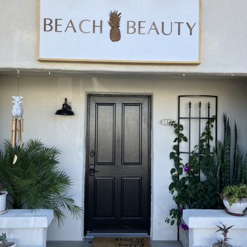 Jennifer Skincare - Beach Beauty Ventura entrance - Skin Care Near Me - Ventura, California Jennifer Skincare - Beach Beauty Ventura entrance - Skin Care Near Me - Ventura, California