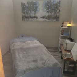 Tracey's Healing Therapies - Treatment Room
