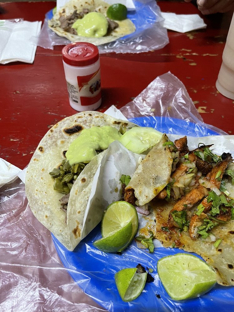 TACOS EL COMPA GUERO Mexicali, Baja California, Mexico Tacos