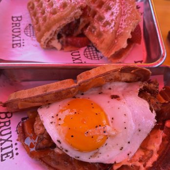 Bruxie - HOLY CHICKEN CREME BRULEE & STRAWBERRIES - Sandwiches Near Me - Orange, California Bruxie - HOLY CHICKEN CREME BRULEE & STRAWBERRIES - Sandwiches Near Me - Orange, California