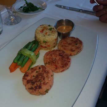 Captain's Cove - Crab cakes - Seafood Near Me - Cancún, ROO Captain's Cove - Crab cakes - Seafood Near Me - Cancún, ROO