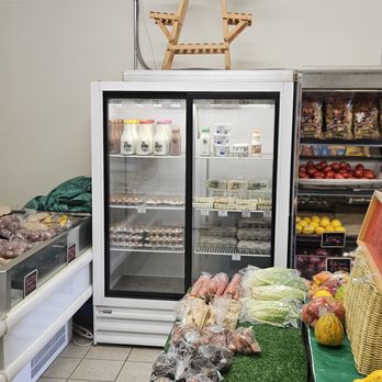 Evergreen Orchards Produce & Grocery - Fruits & Veggies Near Me - Calgary, Alberta Evergreen Orchards Produce & Grocery - Fruits & Veggies Near Me - Calgary, Alberta