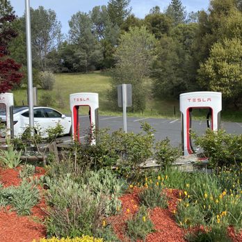 Tesla Supercharger - EV Charging Stations Near Me - Groveland, California