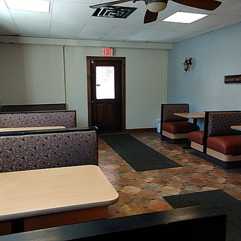 Carmine's Refugio Italiano - the dining area - Pizza Near Me - Coxsackie, New York Carmine's Refugio Italiano - the dining area - Pizza Near Me - Coxsackie, New York
