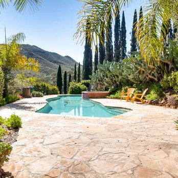 Isabel Bond - Compass - Real Estate Agents Near Me - Encinitas, California Isabel Bond - Compass - Real Estate Agents Near Me - Encinitas, California