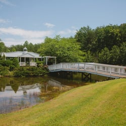 Earlyhouse - The island gazebo and our fully appointed pavilion welcomes your guests for celebrations of all life's milestones.