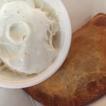 The Blue Rooster - Hot fried pie with Cold ice cream - Southern Near Me - Broken Bow, Oklahoma The Blue Rooster - Hot fried pie with Cold ice cream - Southern Near Me - Broken Bow, Oklahoma