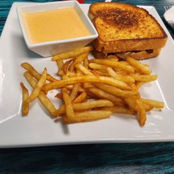 LaBo's Gourmet Grilled Cheese