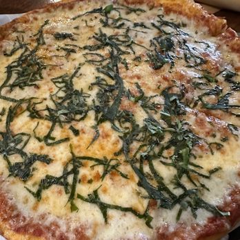 Divina Cucina - Margherita Pizza - yummy! - Italian Near Me - Montrose, California Divina Cucina - Margherita Pizza - yummy! - Italian Near Me - Montrose, California