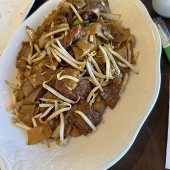 Pho Ha Saigon - Beef ho fun (dry) - Vietnamese Near Me - Philadelphia, Pennsylvania Pho Ha Saigon - Beef ho fun (dry) - Vietnamese Near Me - Philadelphia, Pennsylvania