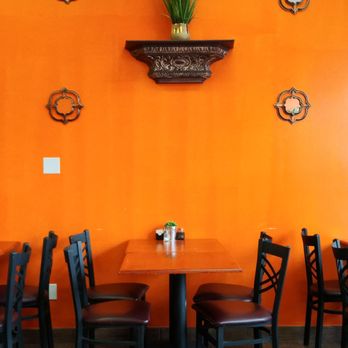 Tony's Burrito Hut - a table and chairs - Mexican Near Me - Ventura, California Tony's Burrito Hut - a table and chairs - Mexican Near Me - Ventura, California