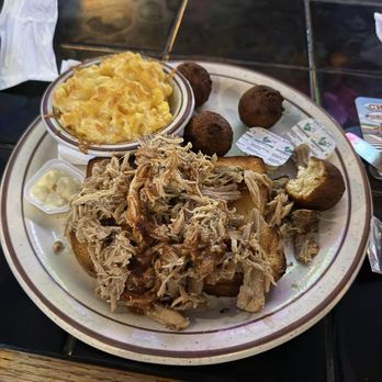 Northside Pit & Pub - "Carolina Style" bbq that was not served with coleslaw. - Bars Near Me - Ocean City, Maryland