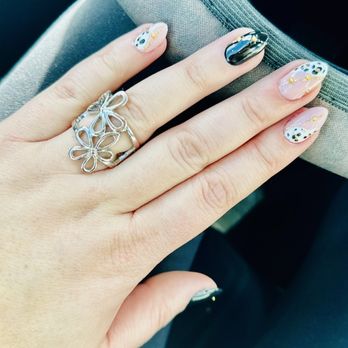 Diamond Nails - Manicure - Nail Salons Near Me - Carson City, Nevada Diamond Nails - Manicure - Nail Salons Near Me - Carson City, Nevada