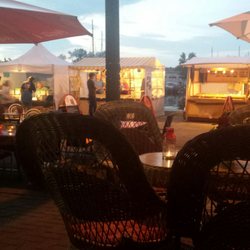 Pier Vier Cocktail und Snackbar