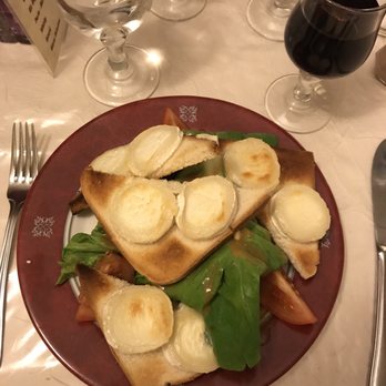 Au Bon Petit Bailly - Chèvre salad - Restaurants Near Me - Bailly Romainvilliers, 77 Au Bon Petit Bailly - Chèvre salad - Restaurants Near Me - Bailly Romainvilliers, 77