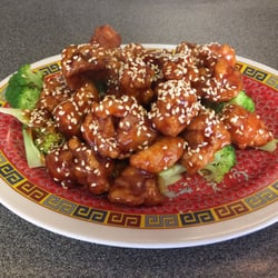 Happy Garden Chinese Restaurant - Sesame chicken tastes good.