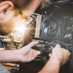 PC AVL - Experiencing hardware problems? Our technicians can find the root cause of the problem.