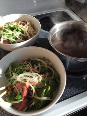 Thuy's Pho by null