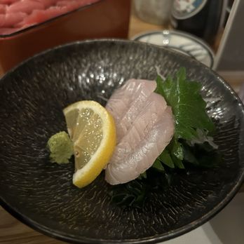 Waraku - Amberjack Sashimi (Daily Special) - Izakaya Near Me - Torrance, California Waraku - Amberjack Sashimi (Daily Special) - Izakaya Near Me - Torrance, California