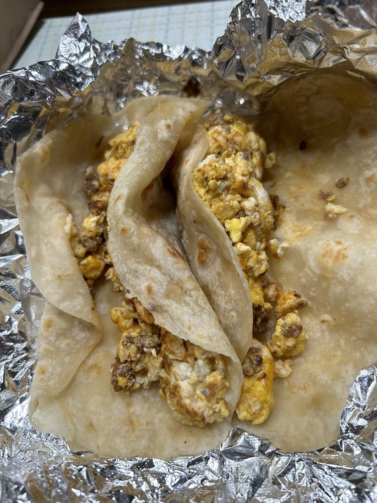 Taco Corner Taqueria Logo