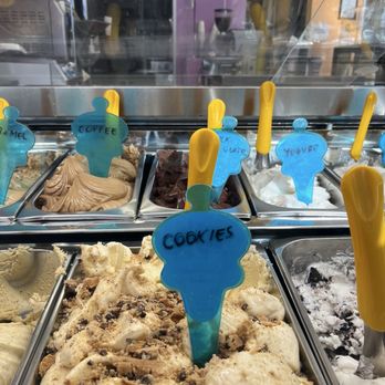 Il Gusto - Desserts Near Me - West Covina, California