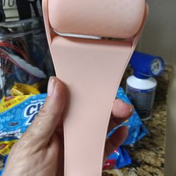Trophy Smile Studio - Ice roller