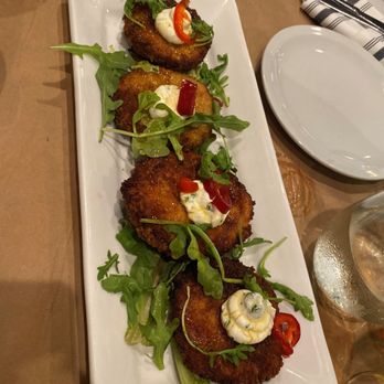 Root & Branch Bistro + Bar - New American Near Me - Clermont, Florida Root & Branch Bistro + Bar - New American Near Me - Clermont, Florida