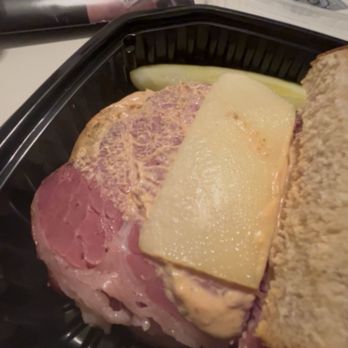 Sports Deli - Reuben Sandwich - Delis Near Me - Reno, Nevada Sports Deli - Reuben Sandwich - Delis Near Me - Reno, Nevada