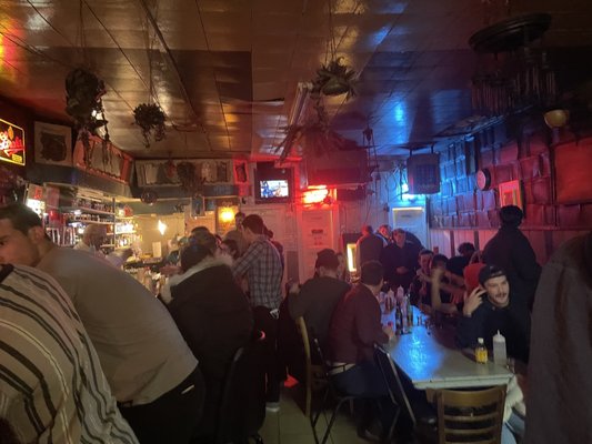 Dan's Cafe by null