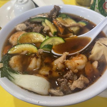 Shan Dong - Wor Wonton Soup m. Hands down the best in Oakland - Chinese Near Me - Oakland, California