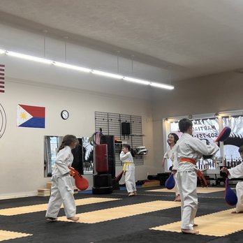 Parkside Self Defense - Self-defense Classes Near Me - Dallas, Oregon Parkside Self Defense - Self-defense Classes Near Me - Dallas, Oregon