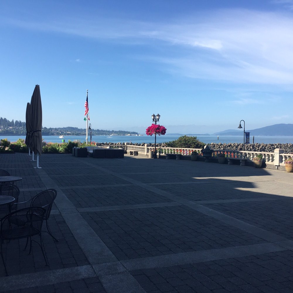 Hotel Bellwether - Some of the San Juan Islands in the distance. - Hotels Near Me - Bellingham, Washington Hotel Bellwether - Some of the San Juan Islands in the distance. - Hotels Near Me - Bellingham, Washington