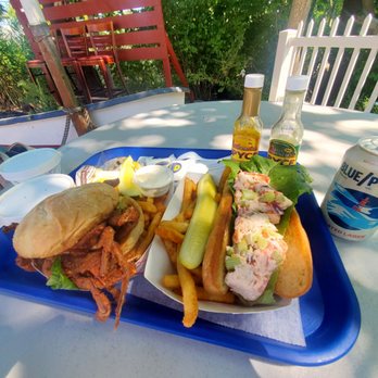 Claws - Lobster roll and softshell crab burger - Seafood Near Me - West Sayville, New York