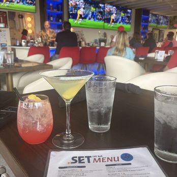 Set The Bar - Sports Bars Near Me - Omaha, Nebraska