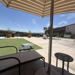 The Poolside Bar and Cafe - Cornhole and jacuzzi