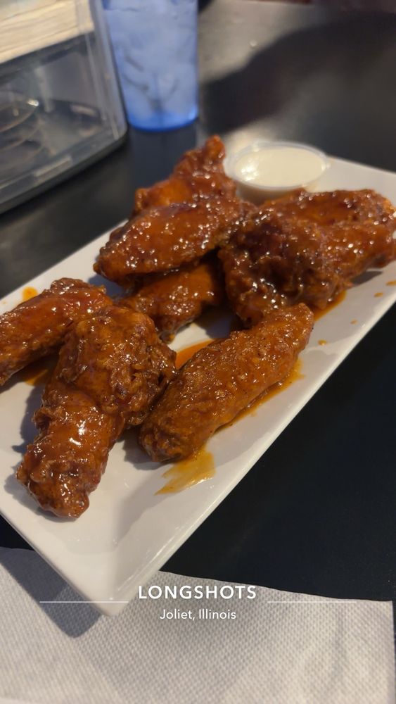 Longshots Bar and grill