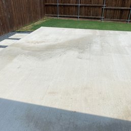 Left corner wear we had to wait on more concrete.