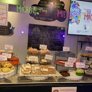 Wake-n-Bakery - Bakeries Near Me - Chicago, Illinois