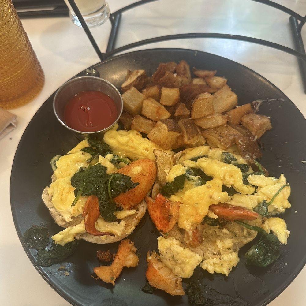 Social Birdie - Lobster Benny - Breakfast & Brunch Near Me - Queen Creek, Arizona Social Birdie - Lobster Benny - Breakfast & Brunch Near Me - Queen Creek, Arizona