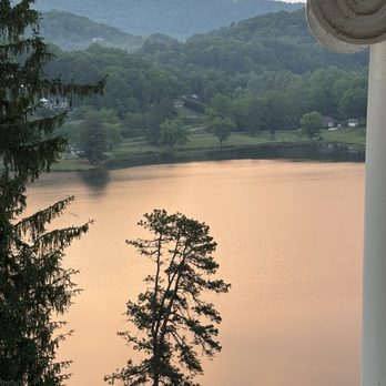Lambuth Inn - Sunrise - Hotels Near Me - Lake Junaluska, North Carolina Lambuth Inn - Sunrise - Hotels Near Me - Lake Junaluska, North Carolina
