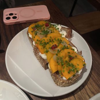 Market - FUYU PERSIMMON TOAST - Italian Near Me - Los Angeles, California Market - FUYU PERSIMMON TOAST - Italian Near Me - Los Angeles, California