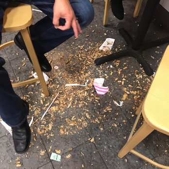 Five Guys - Burgers Near Me - Detroit, Michigan