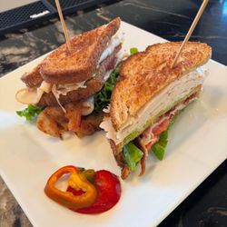 Casa Martinaj - Turkey Club Sandwich