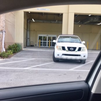 Extra Space Storage - Self Storage Near Me - Pompano Beach, Florida